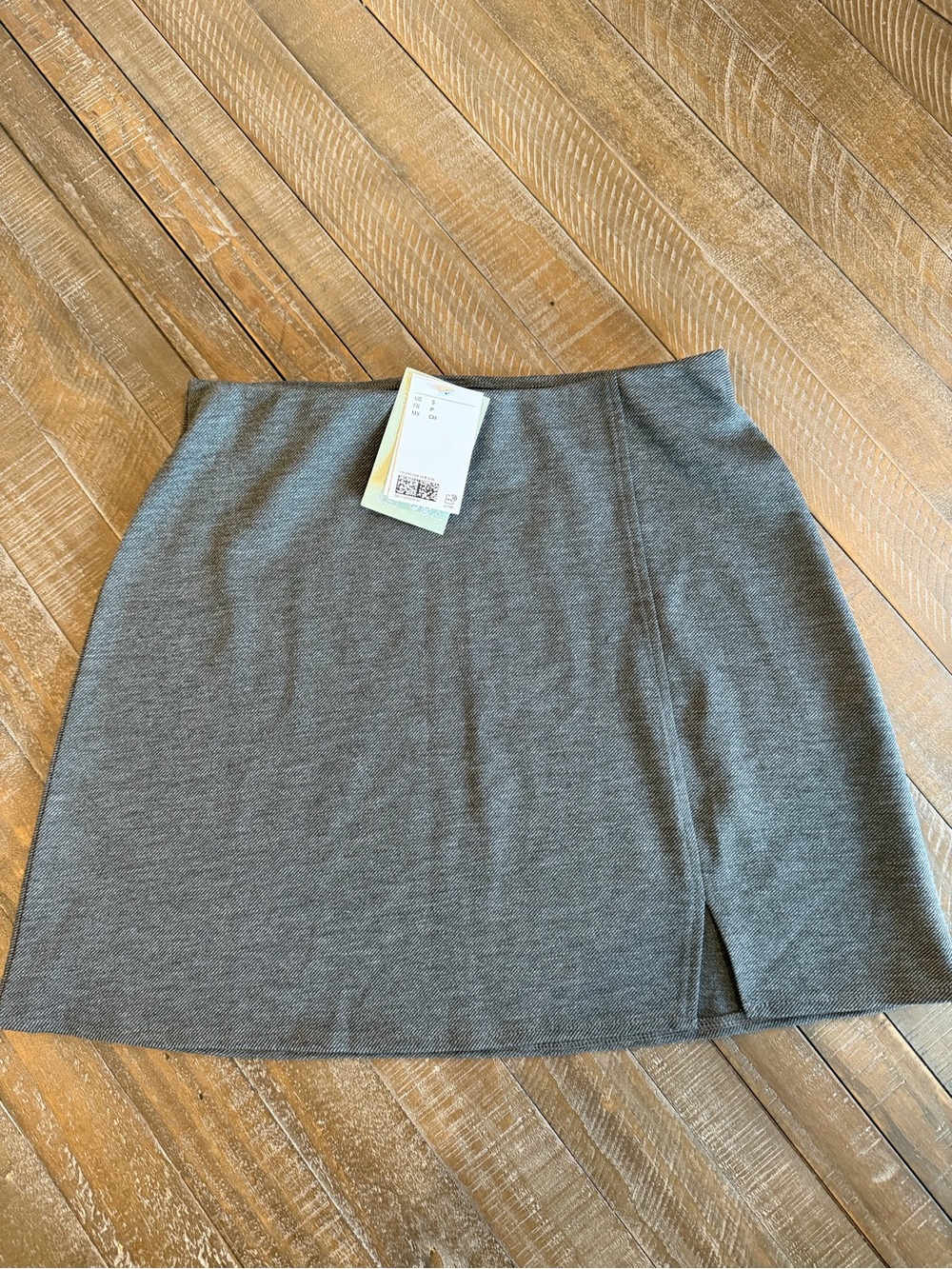 NWT H&M Grey Wrap Mini Skirt Women’s Small